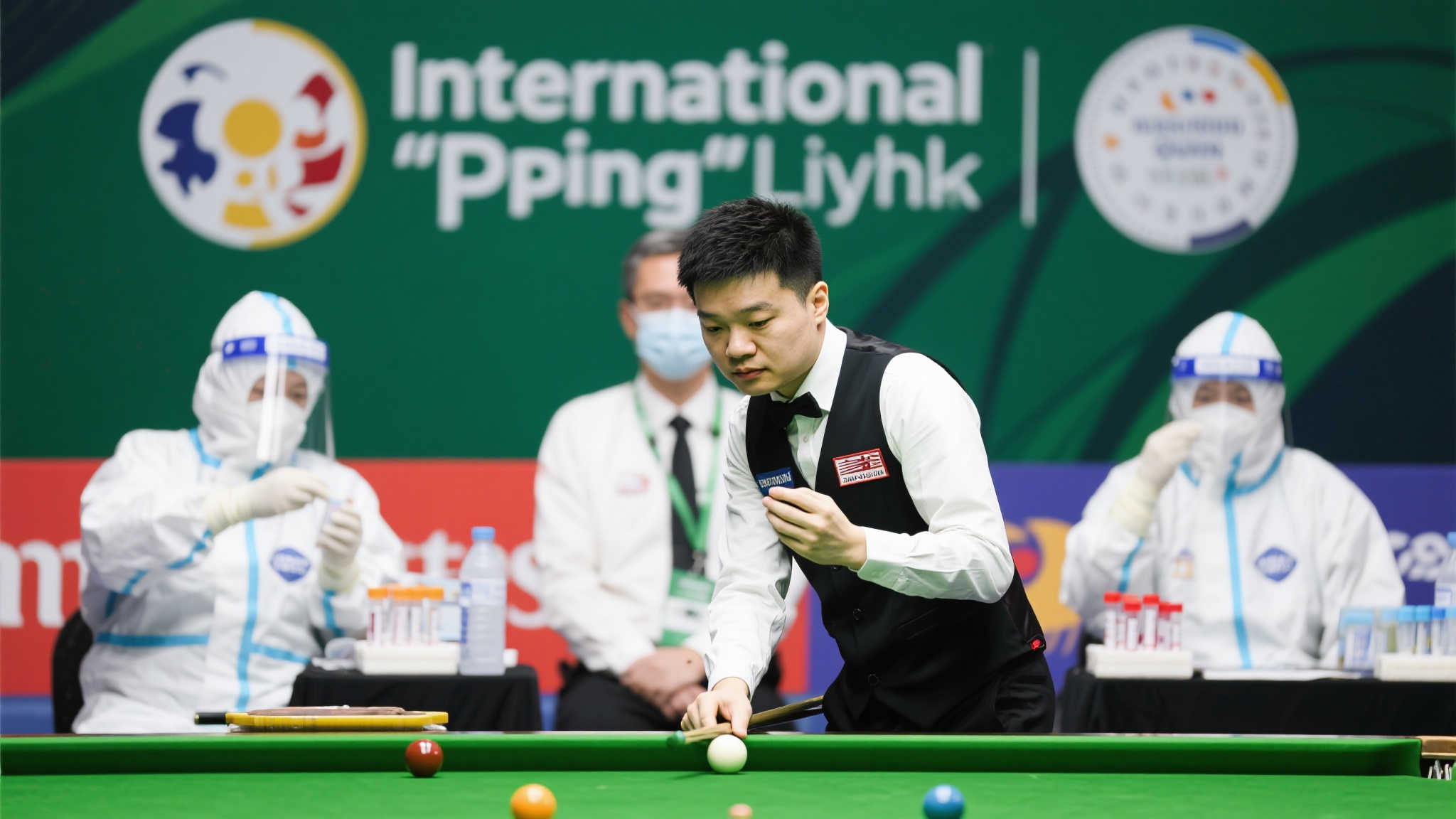 五湖四海的 五湖四海的